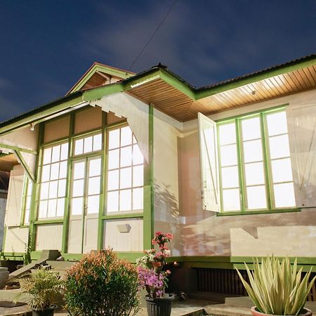 Rumah Nizar 부키팅기 외부 사진